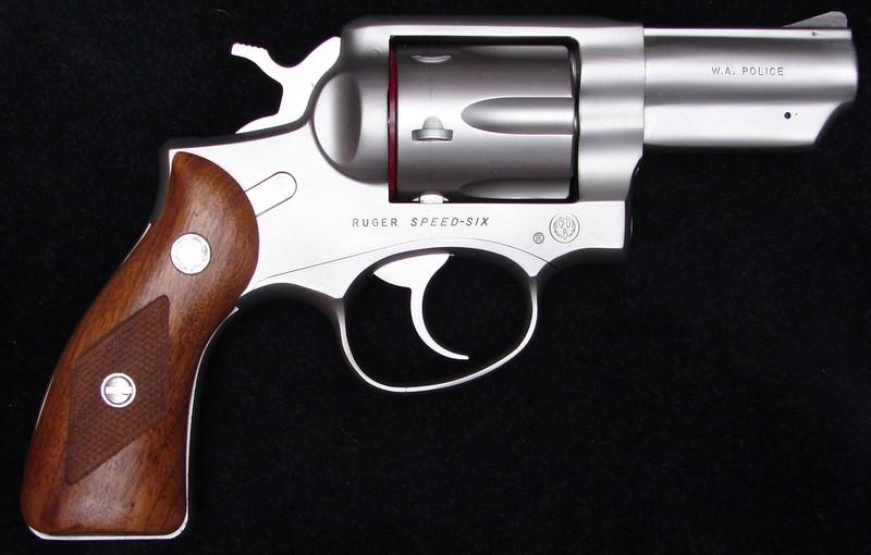 GS-32-WA-POLICE-Right.jpg