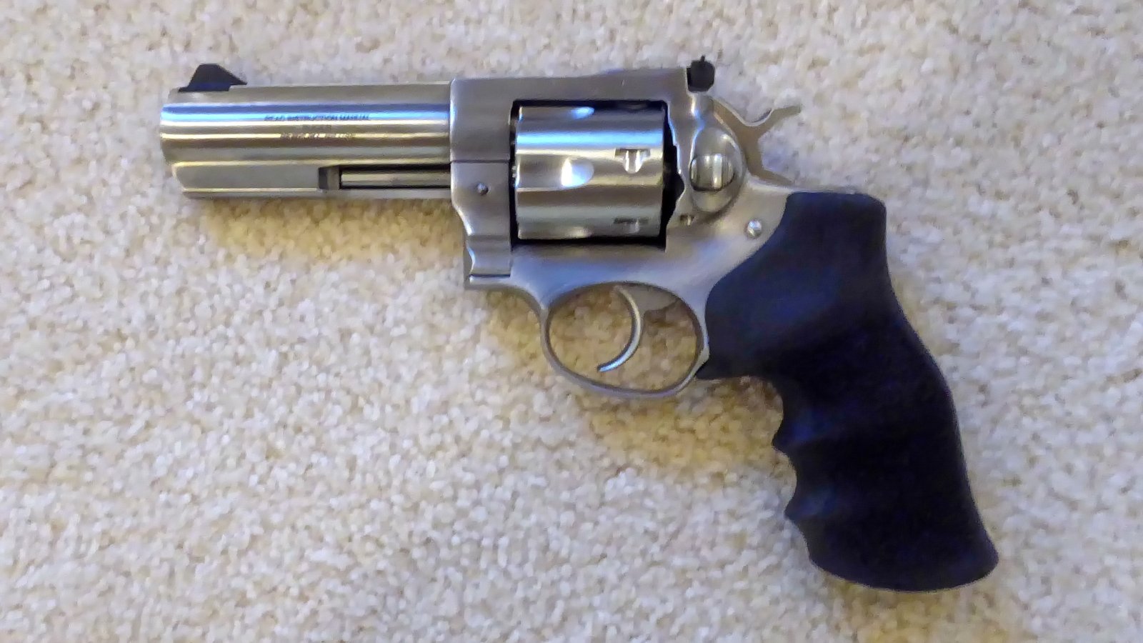 197a, Ruger GP100 357 Magnum LS.JPG
