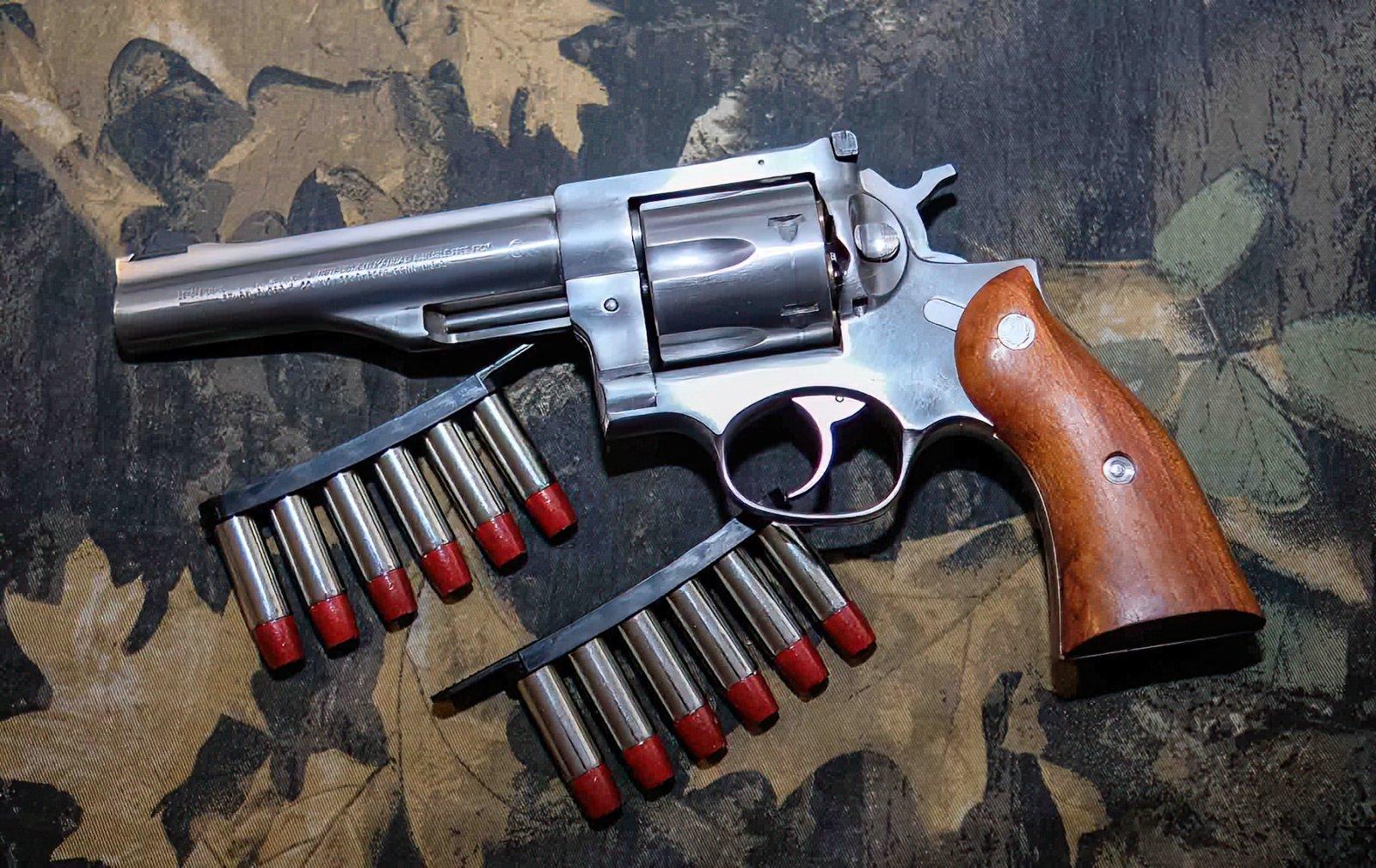 Ruger Redhawk.jpg