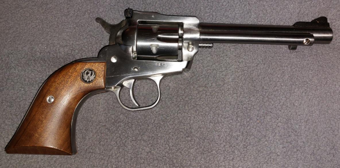ruger_single_six_r_nsn.jpg