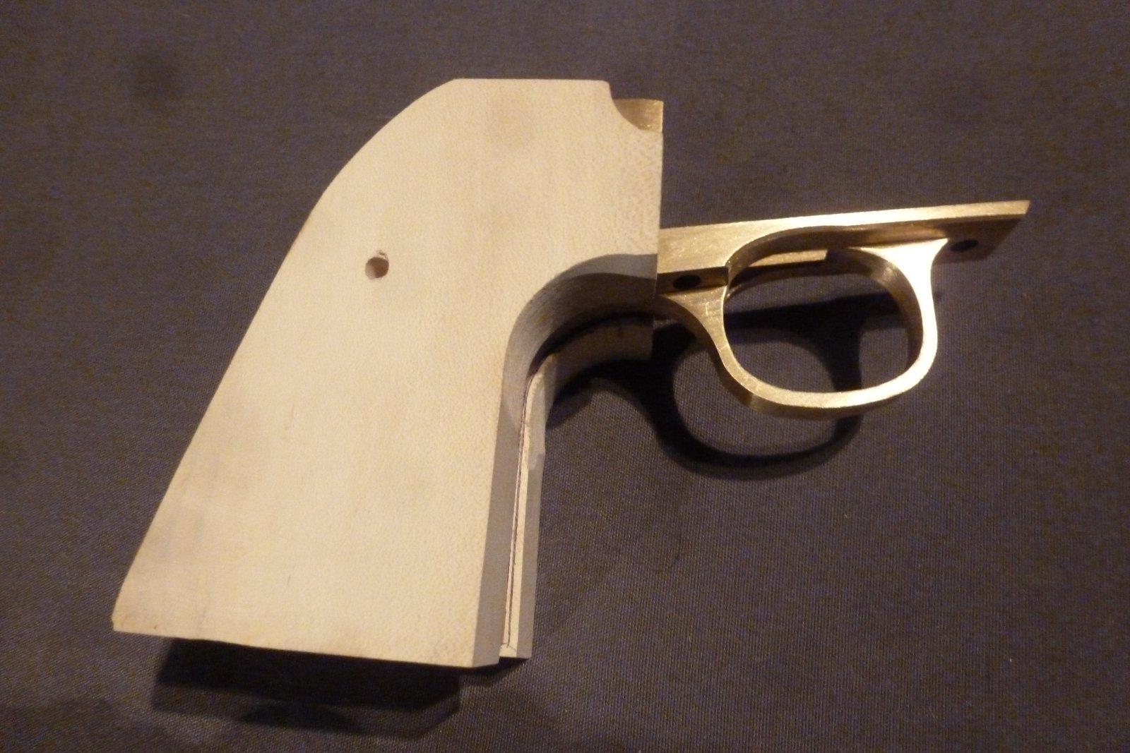 RW grip panels 2.JPG