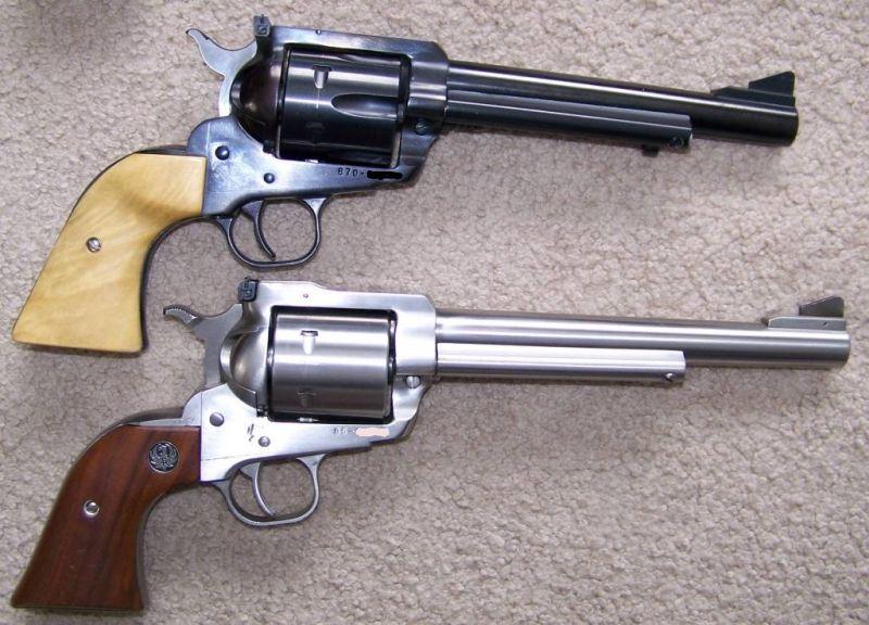 Handguns44Mag01122013_800x600_noserial.jpg