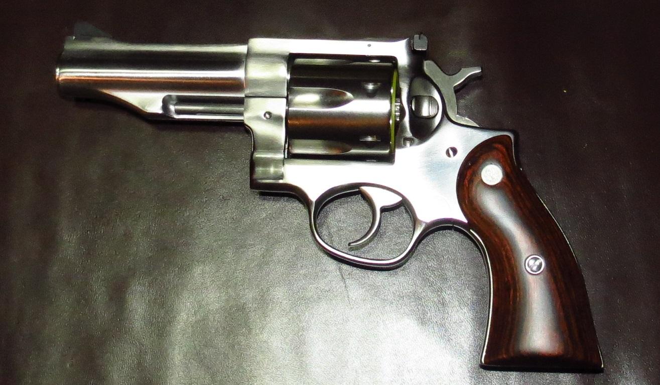 new stock grips on rh 44.jpg