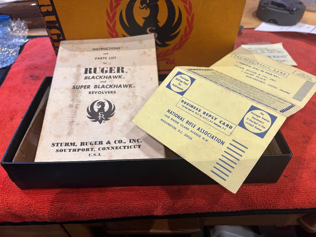 BKH44Box2.jpg