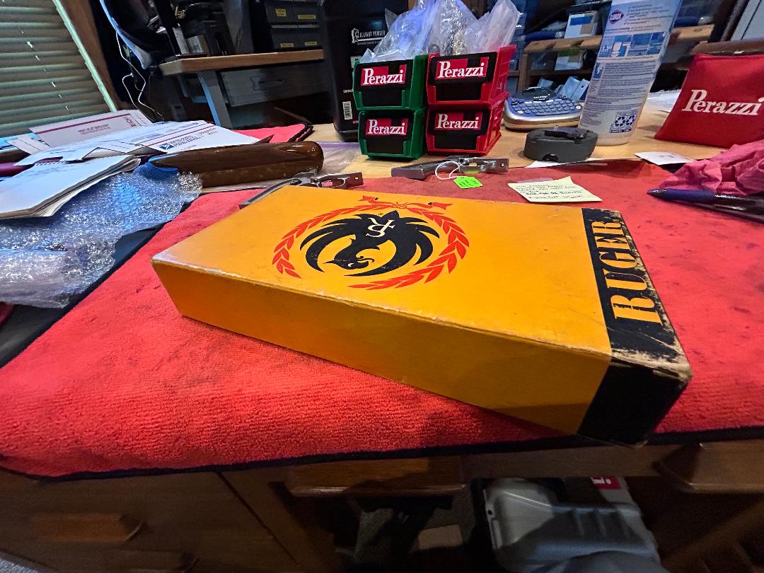 BKH44Box4.jpg
