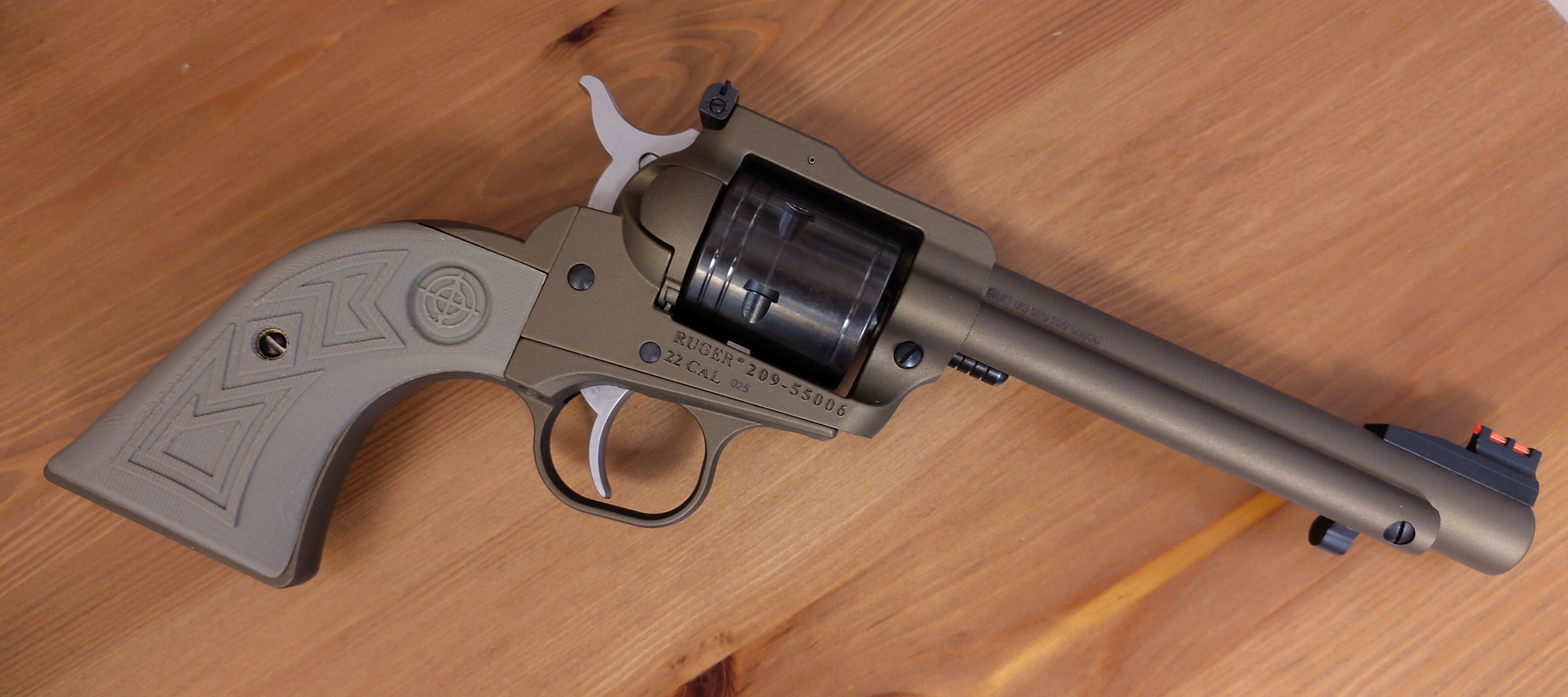 Ruger 3D grips R 1.jpg