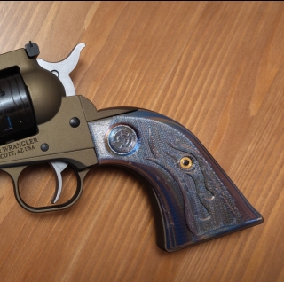 Ruger 3D grips L.jpg
