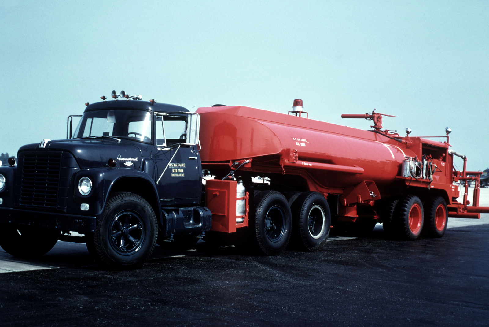 F-7 RUNWAY FOAMER.jpg