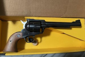 Ruger Blackhawk New Model 357 0.jpeg