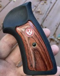 ruger_srh_grips.jpg