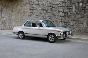 1974-bmw-2002-tii.jpeg