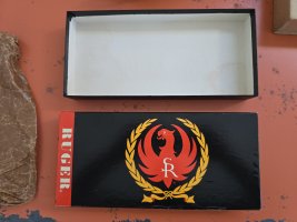 Gun Box Bottom Open.jpg
