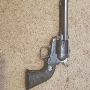 Ruger Single Six OLd 3 screw two.jpg
