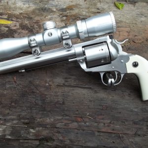 Ruger Blackhawk Bisley Hunter .44.JPG
