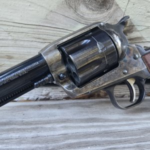 44 vaquero b.jpg