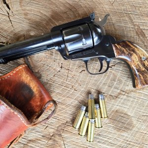 Ruger Flat Top Blackhawk .41 Magnum wth 245 gr. Accurate 41-240G Full Left.jpg