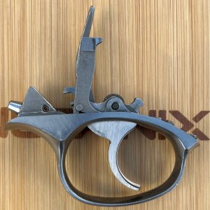 Trigger assembly right side (Large).jpg