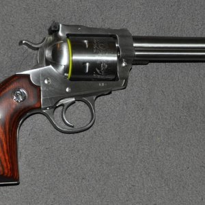 ruger_blackhawk_41_nsn_r.jpg