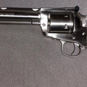 ruger_super_blackhawk_hunter_41_r.jpg