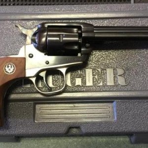 14351561_01_ruger_single_six_lipseys_tyler_640.jpg