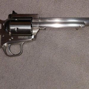 freedom_arms_17_r.jpg